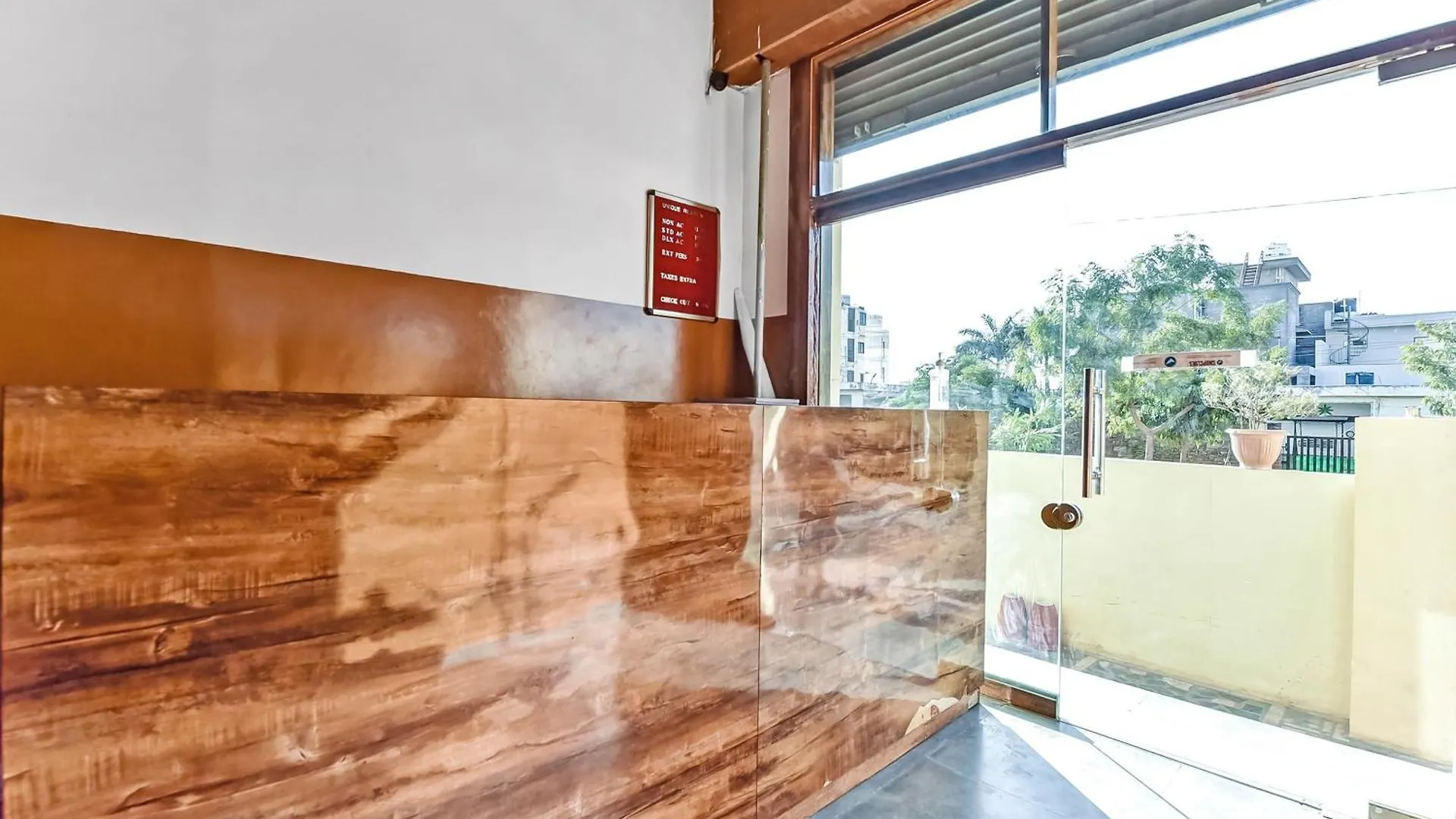 Hotel Spot On Unique Residency Udajpur Indie